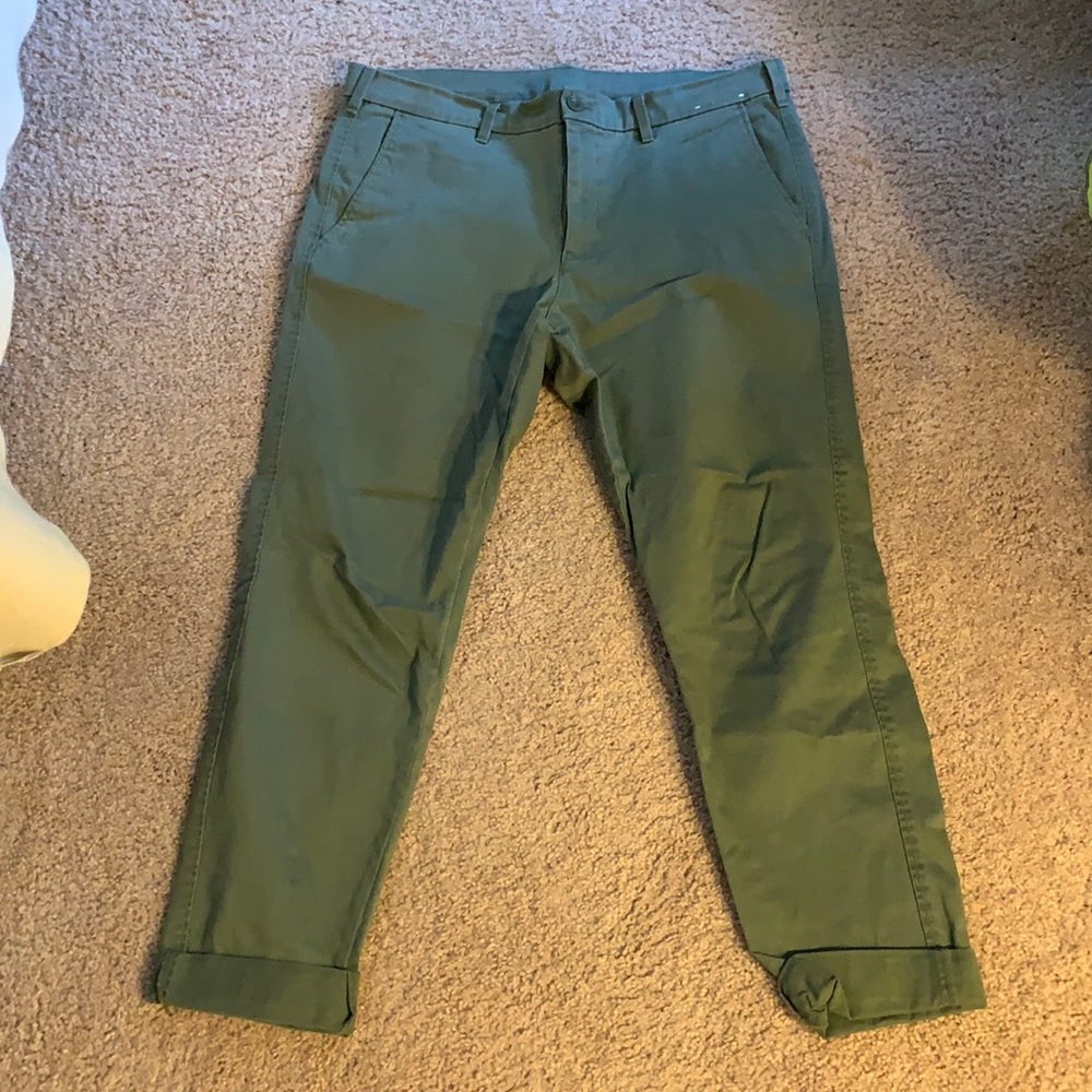 Uniqlo Chinos
